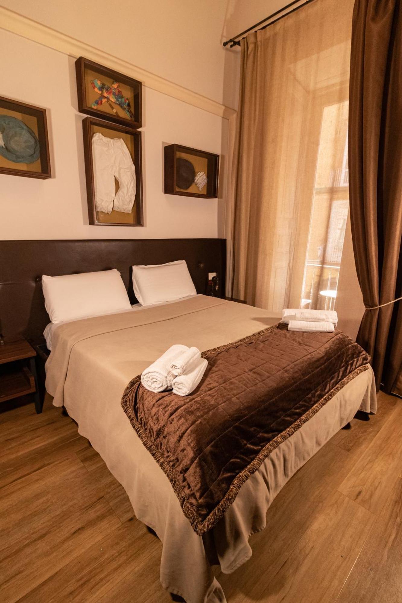 Duomo Luxury Suites Napoli Eksteriør bilde