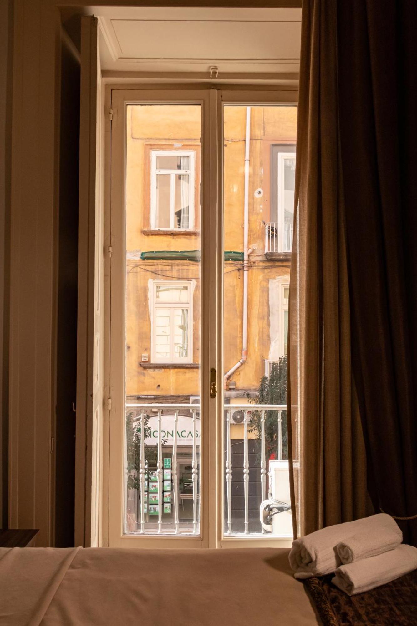 Duomo Luxury Suites Napoli Eksteriør bilde